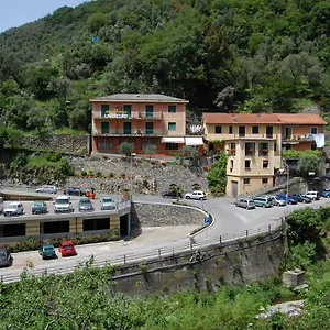 lagoscuro.hotelitalianriviera.com/